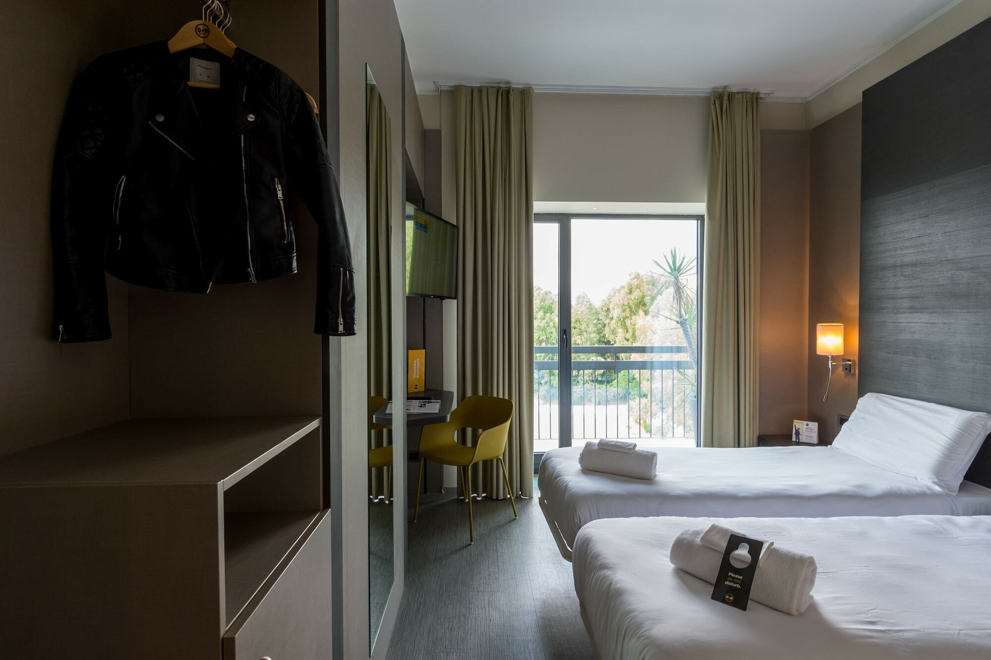 B&B Hotel Savona Exterior foto